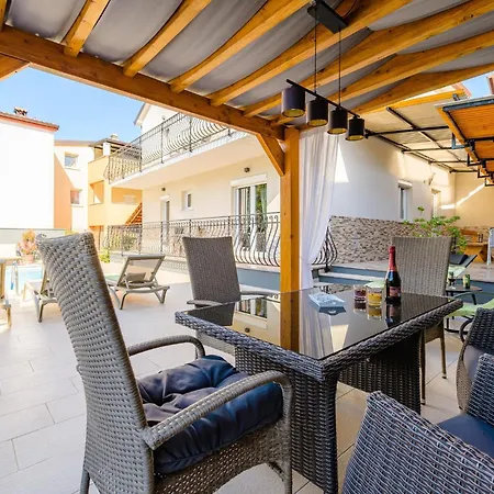 Nyaraló Four-bedroom In *
