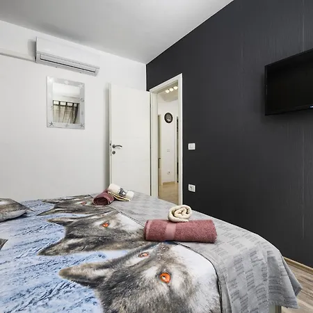 Four-bedroom In * Rovinjsko Selo