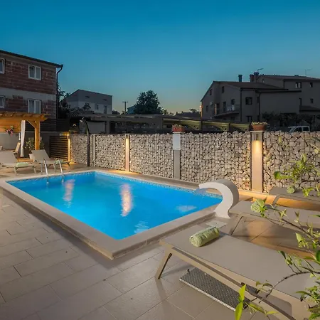 Four-bedroom In Ferienhaus Rovinjsko Selo