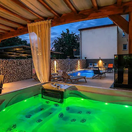 Hébergement de vacances In *